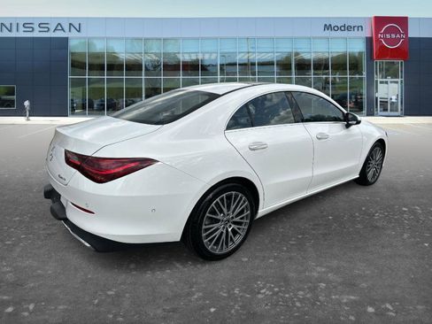 Used 2025 Mercedes-Benz CLA 250 4MATIC image 5
