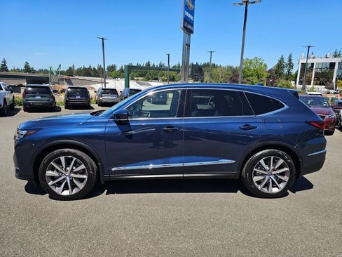 Used 2025 Acura MDX SH-AWD w/ Technology Package image 8