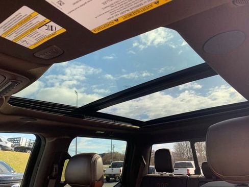 Certified 2025 Ford F350 King Ranch image 24