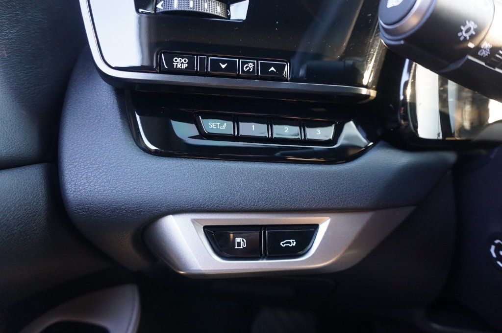 Used 2023 Lexus RX 350 Premium w/ Cold Area Package FWD image 5