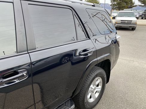Used 2022 Toyota 4Runner SR5 RWD image 48