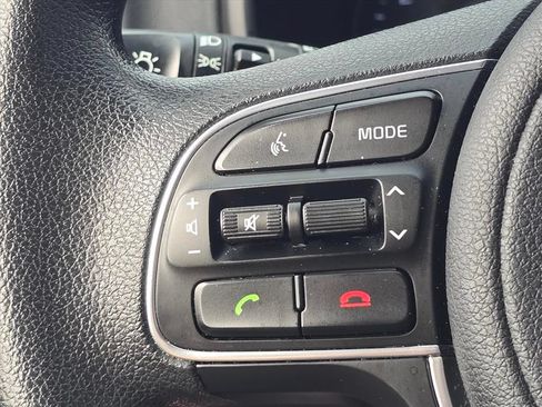 Used 2019 Kia Sportage LX AWD/4WD image 16