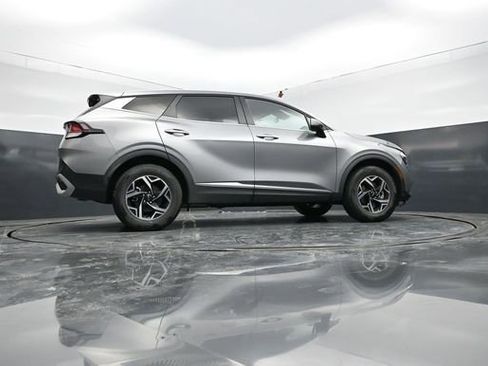 Used 2024 Kia Sportage LX image 49