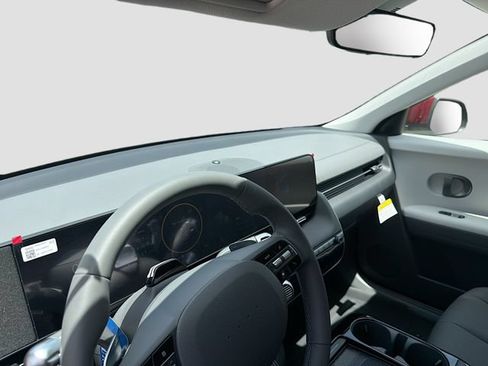 New 2026 Hyundai Ioniq 5 SEL RWD image 9
