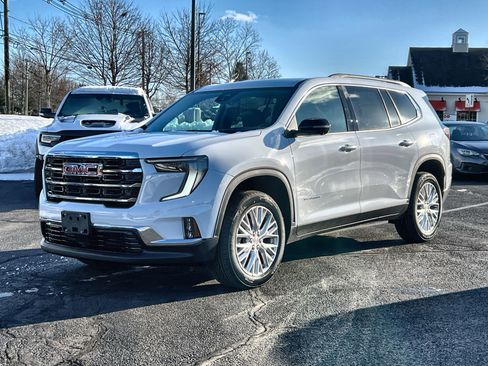 New 2026 GMC Acadia Elevation w/ Elevation Premium Package AWD/4WD image 16