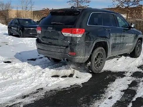 Used 2018 Jeep Grand Cherokee Laredo image 8