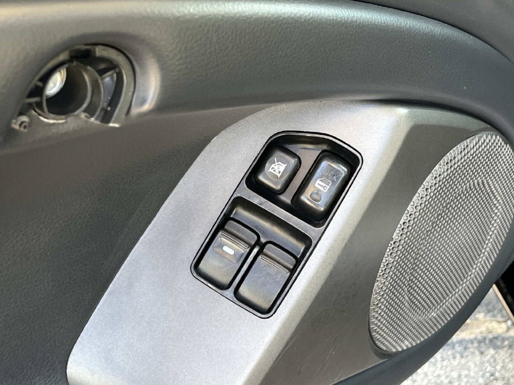 Used 2011 Mitsubishi Eclipse GS FWD image 17