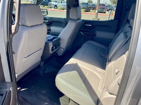 Used 2020 GMC Sierra 1500 SLT image 11