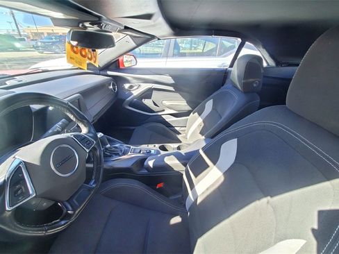 Used 2023 Chevrolet Camaro LT image 9
