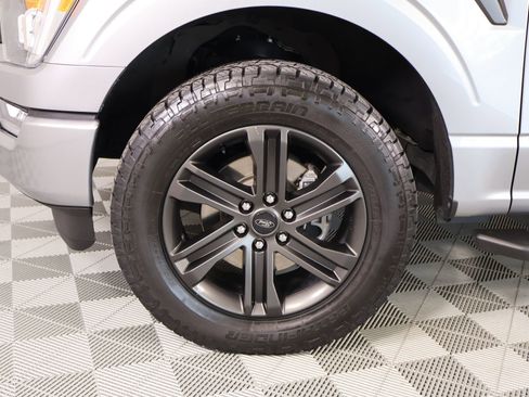 Used 2021 Ford F150 XLT w/ Equipment Group 302A High AWD/4WD image 19