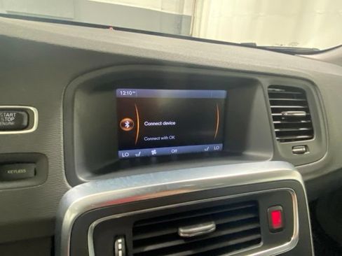 Used 2014 Volvo S60 T5 AWD/4WD image 18