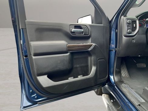 Used 2021 Chevrolet Silverado 1500 LT image 10