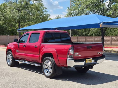 Used 2011 Toyota Tacoma PreRunner w/ SR5 Pkg #2 RWD image 5