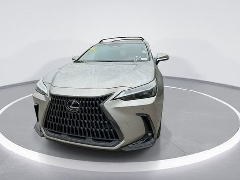 Used 2025 Lexus NX 250 FWD w/ Accessory Package (2T) image 3