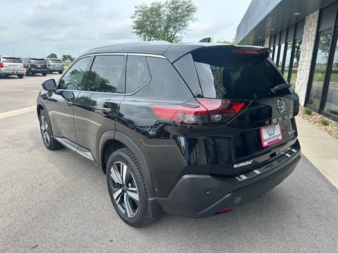 Used 2022 Nissan Rogue SL w/ SL Premium Package AWD/4WD image 5