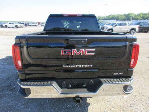 New 2026 GMC Sierra 1500 SLT w/ SLT Convenience Package AWD/4WD image 6