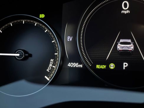 Certified 2025 MAZDA CX-50 AWD 2.5 Hybrid w/ Weather Package image 16