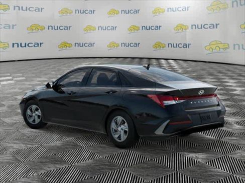 New 2026 Hyundai Elantra SE image 5