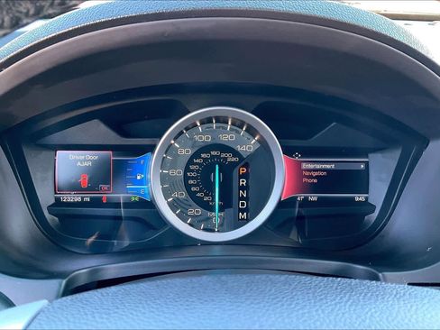 Used 2015 Ford Explorer XLT w/ Equipment Group 202A image 25