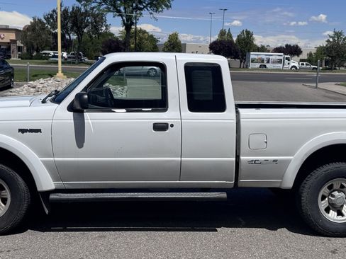 Used 2001 Ford Ranger XL AWD/4WD image 5