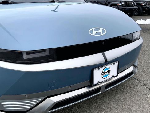 Used 2022 Hyundai Ioniq 5 Limited image 27