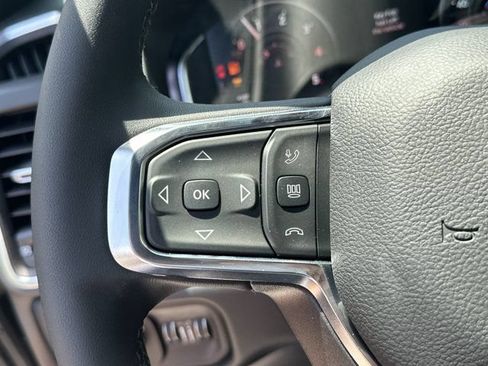 New 2026 RAM 2500 Laramie AWD/4WD image 24