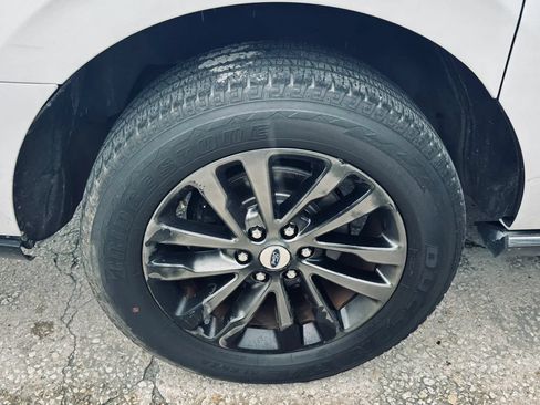 Used 2020 Ford Expedition Max Limited w/ Equipment Group 301A RWD image 23