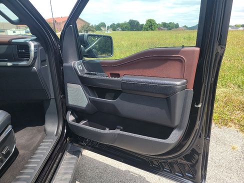 Used 2023 Ford F150 Lariat w/ Equipment Group 502A High AWD/4WD image 32
