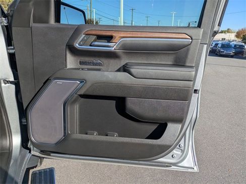 Used 2023 Chevrolet Silverado 1500 High Country w/ High Country Premium Package image 32