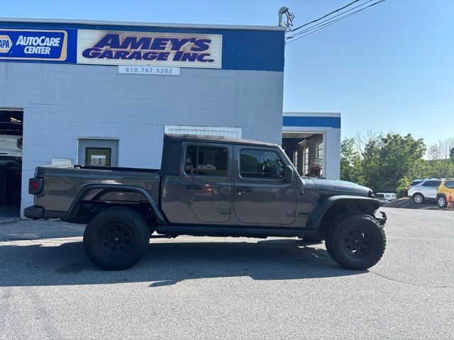 Used 2021 Jeep Gladiator Sport AWD/4WD image 7