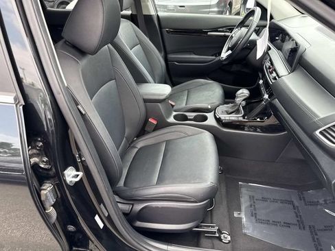 Used 2024 Kia Seltos EX AWD/4WD image 9