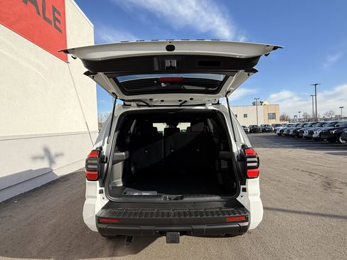 New 2026 Toyota 4Runner SR5 image 5