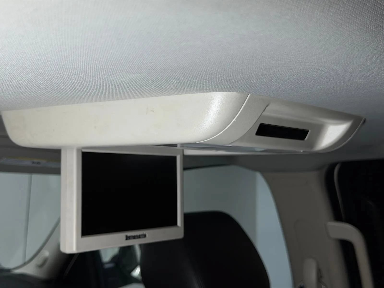 Used 2013 Chevrolet Avalanche LTZ RWD image 19