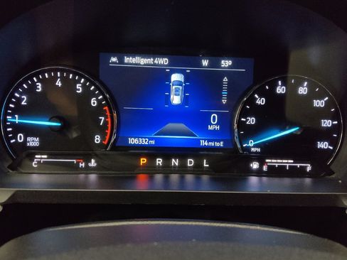 Used 2023 Ford Explorer XLT w/ Equipment Group 202A AWD/4WD image 23