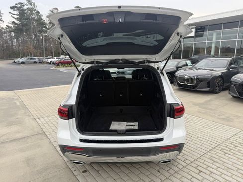 Used 2022 Mercedes-Benz GLB 250 4MATIC image 18