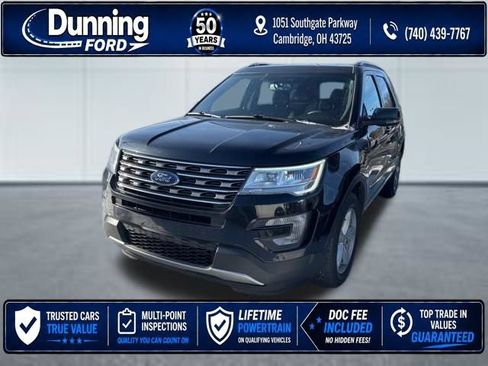 Used 2017 Ford Explorer XLT w/ XLT Technology Feature Bundle AWD/4WD image 1