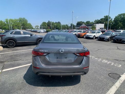 Certified 2023 Nissan Sentra S FWD image 4