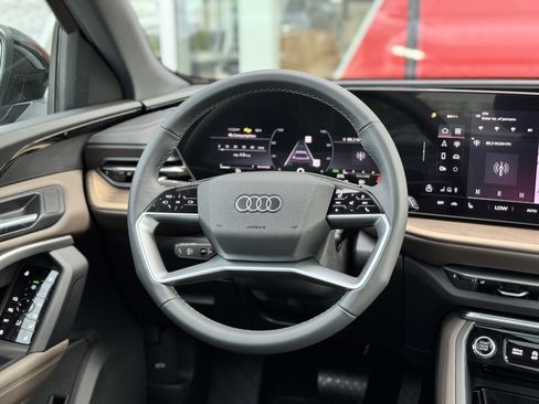 New 2025 Audi Q5 Premium image 11