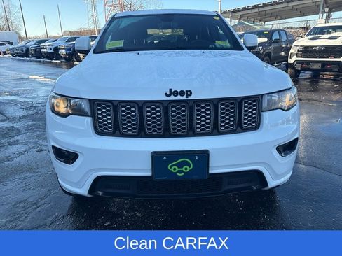 Used 2019 Jeep Grand Cherokee Altitude image 2