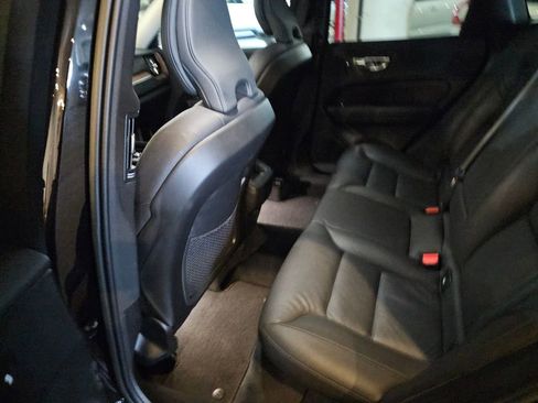Certified 2023 Volvo XC60 B5 Plus AWD/4WD image 14