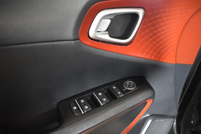Used 2024 Kia Soul GT-Line w/ Option Group 020 FWD image 8