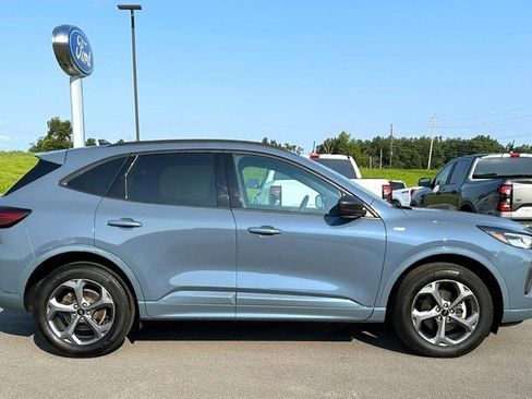 Used 2024 Ford Escape ST-Line w/ Tech Pack #1 AWD/4WD image 2