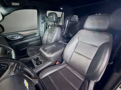 Used 2021 Chevrolet Tahoe High Country w/ Premium Package AWD/4WD image 11