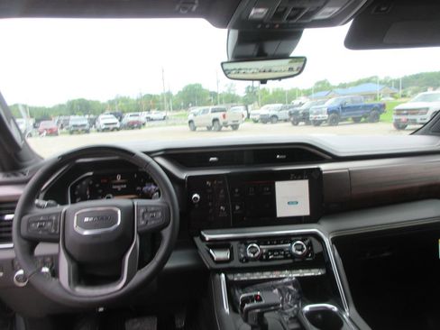 New 2026 GMC Sierra 1500 Denali Ultimate AWD/4WD image 17