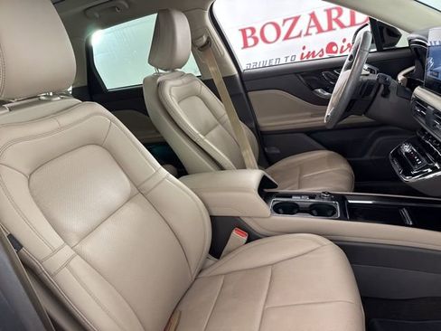 Used 2023 Lincoln Corsair Reserve w/ Equipment Group 201A image 16