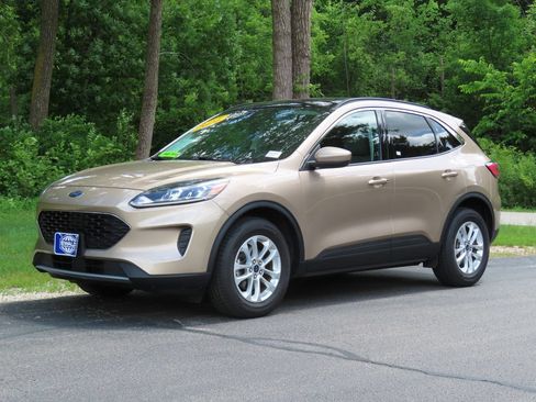 Used 2021 Ford Escape SE w/ Convenience Package AWD/4WD image 21