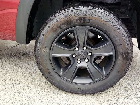 Used 2021 RAM 1500 Big Horn image 9