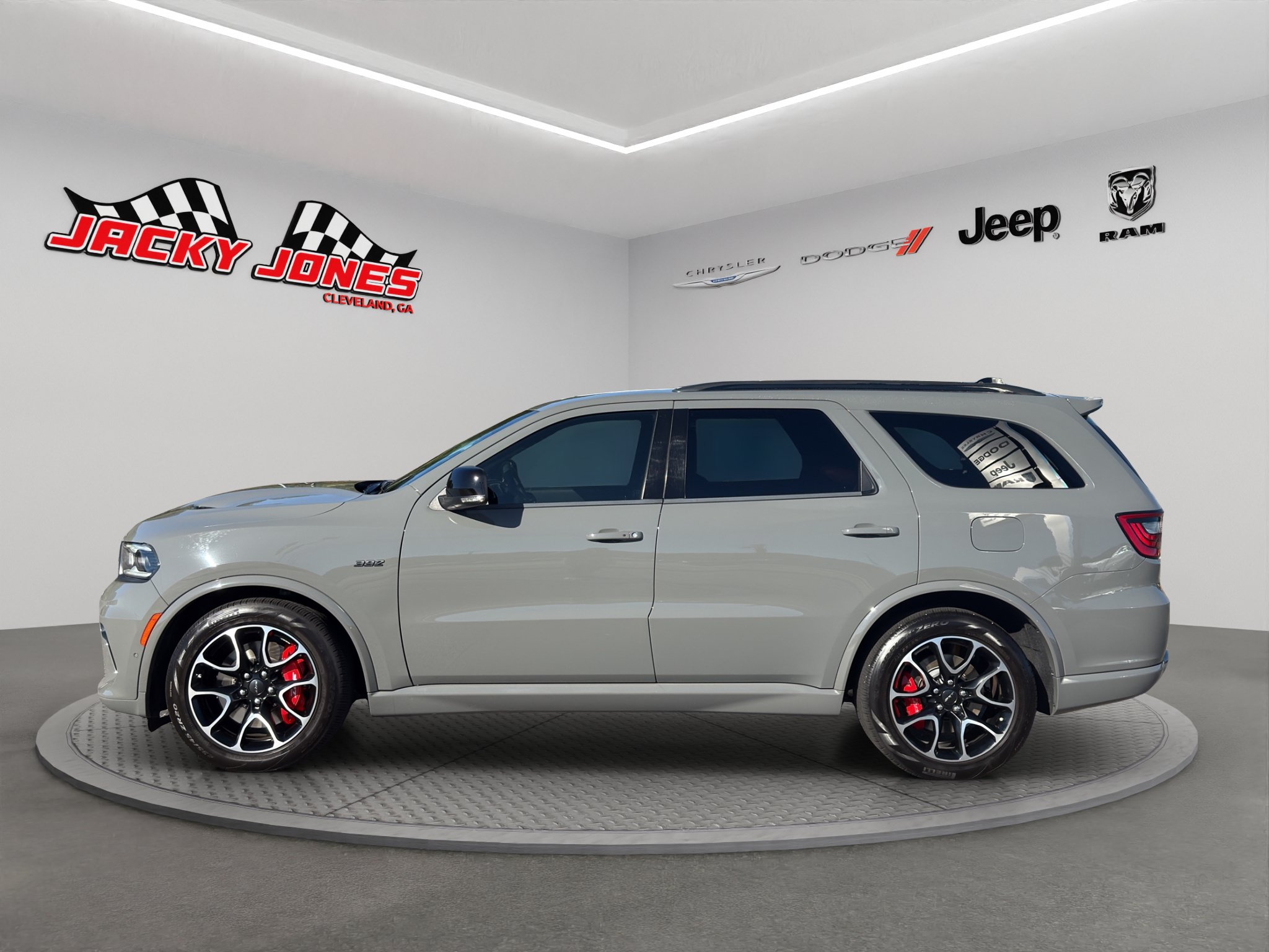 Used 2024 Dodge Durango SRT AWD/4WD image 3