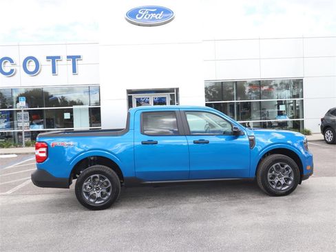 New 2025 Ford Maverick XLT w/ XLT Luxury Package image 9