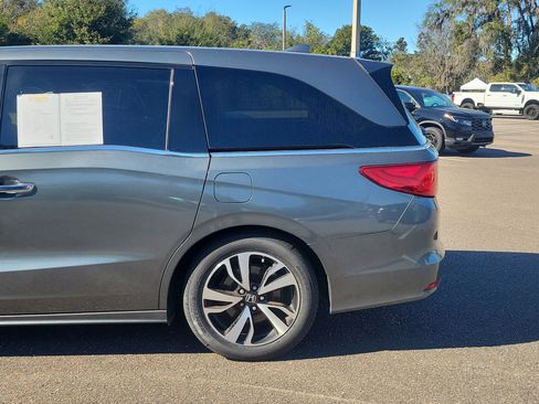 Used 2019 Honda Odyssey Elite image 4